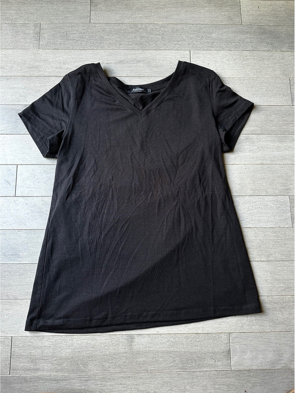 Women’s Automet Black V-Neck Short Sleeve Casual Streetwear T-Shirt Size Large
